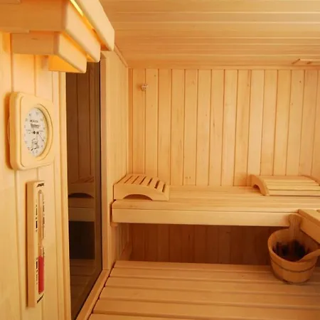 Wood Creek アパート ヴロツワフ